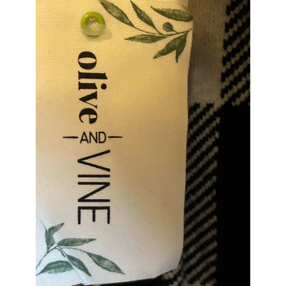 Olive & Vine Jacquard Buffalo Checkered Sweater (555)LARGE - Picture 2 of 4